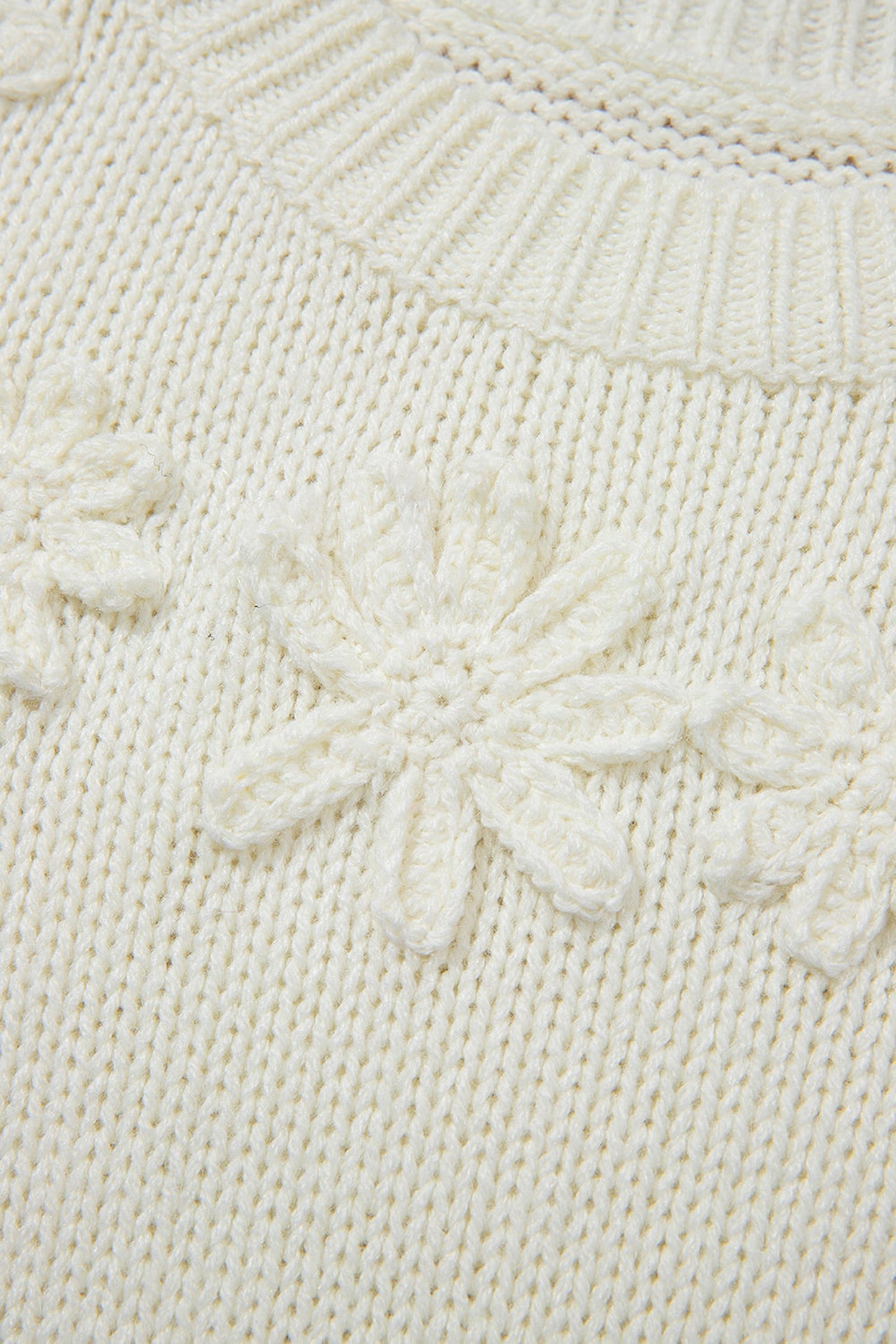 White Flower Detail Sweater For Trendy Style