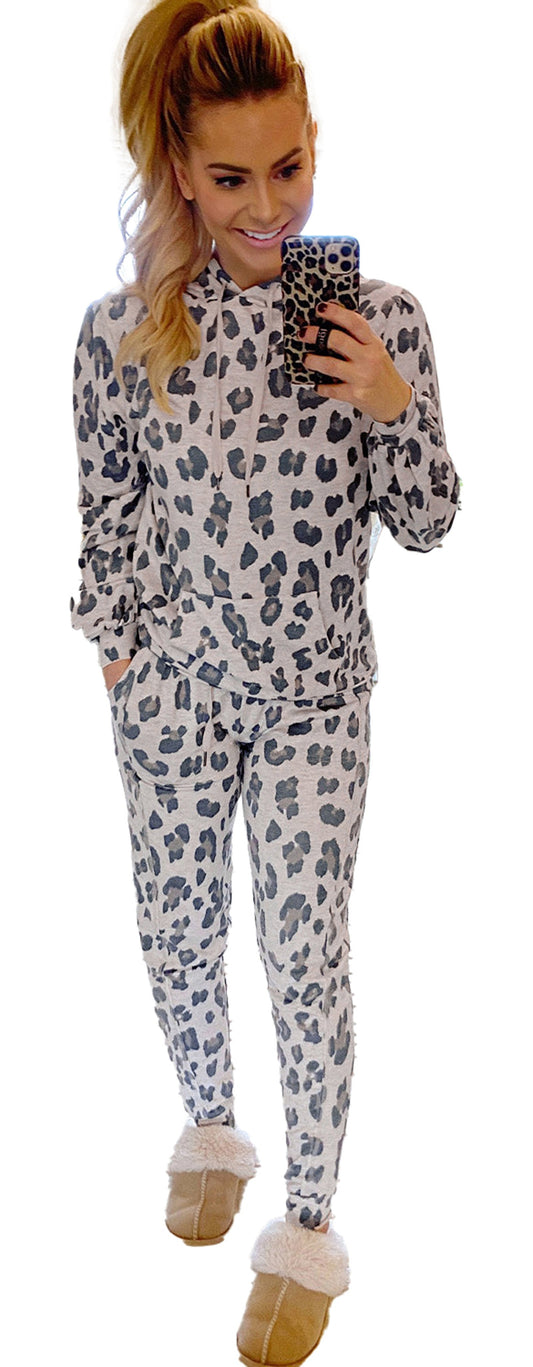 Leopard Print Lounge Set For Cozy Comfort