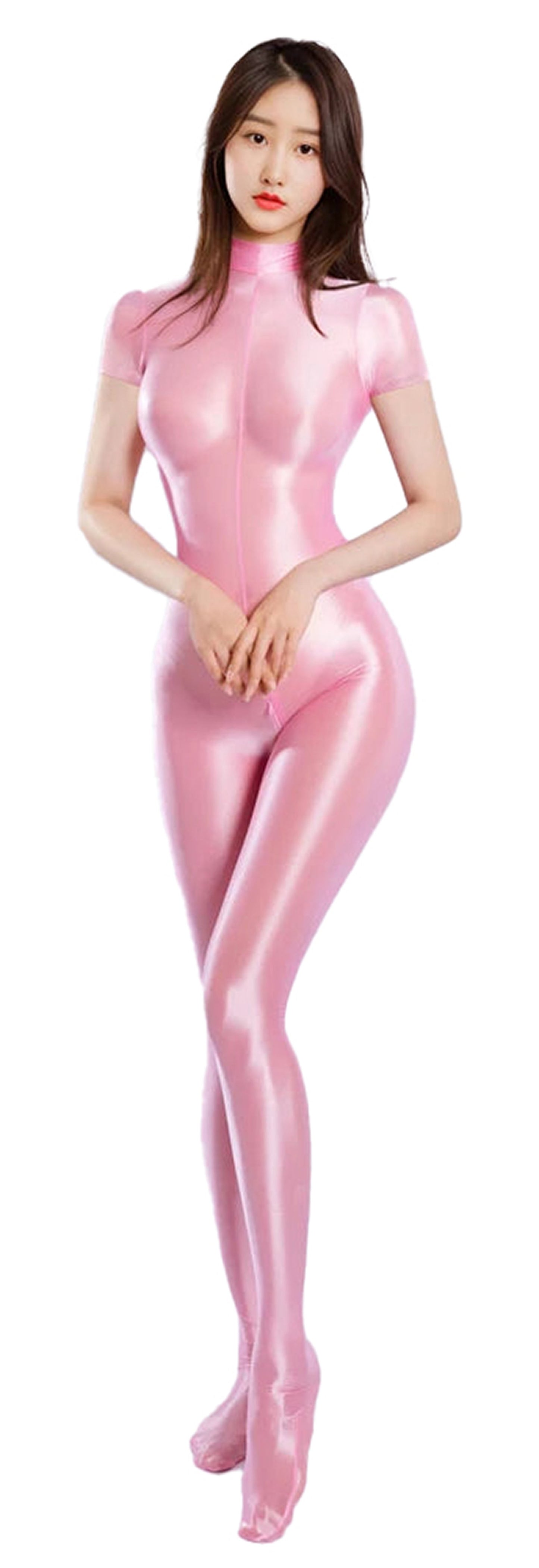 Pink women's fitness bodysuit zipper with a sleek design for comfortable workouts and stylish performance