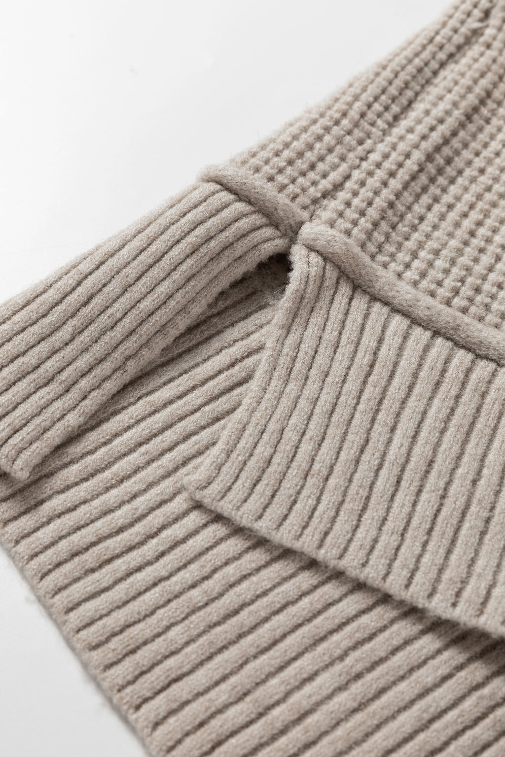 Gray Waffle Knit Sweater For Stylish Comfort