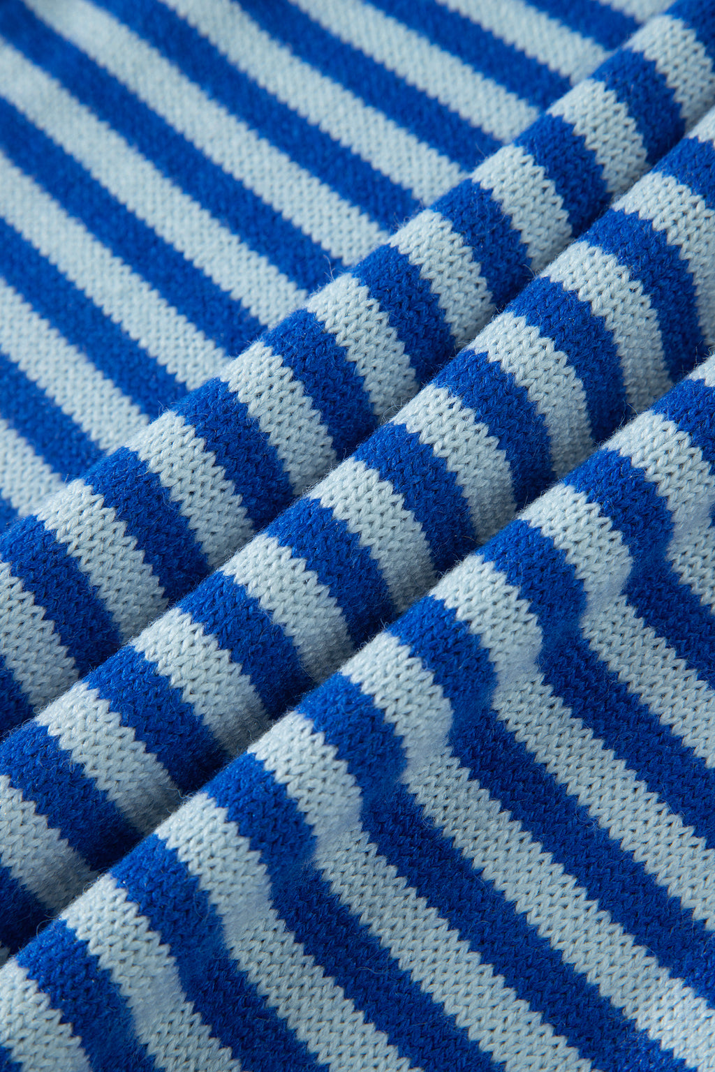 Cable Knit Cardigan Men in Striped Design