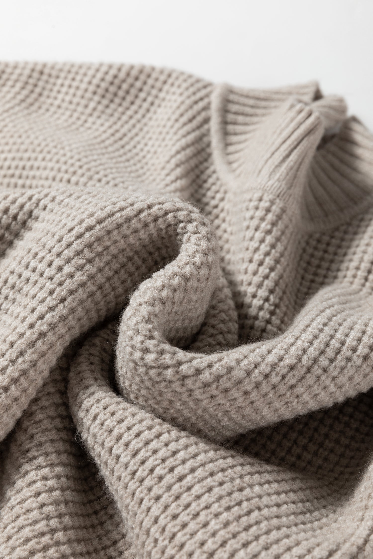 Gray Waffle Knit Sweater For Stylish Comfort