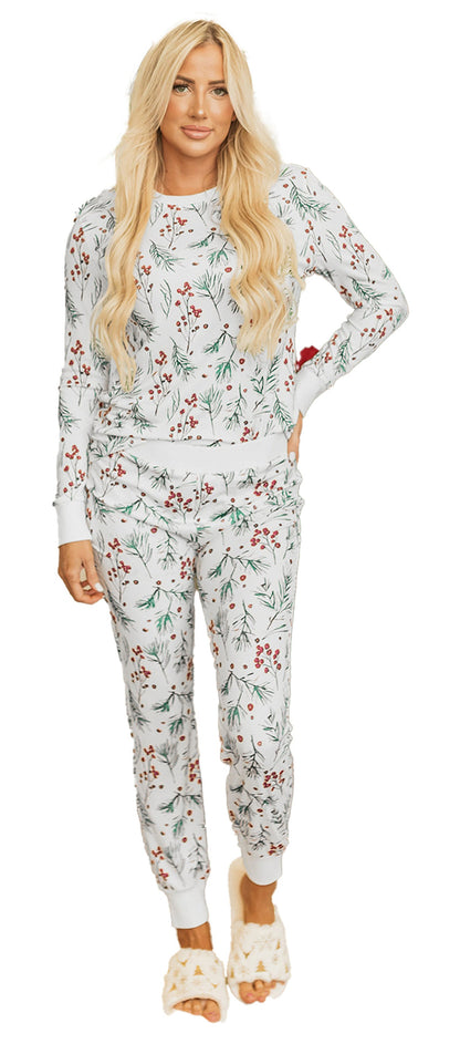 White Holly Print Lounge Set For Comfort