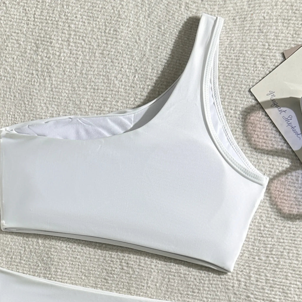 Women's Swimwear: Chic One-Shoulder Bikini