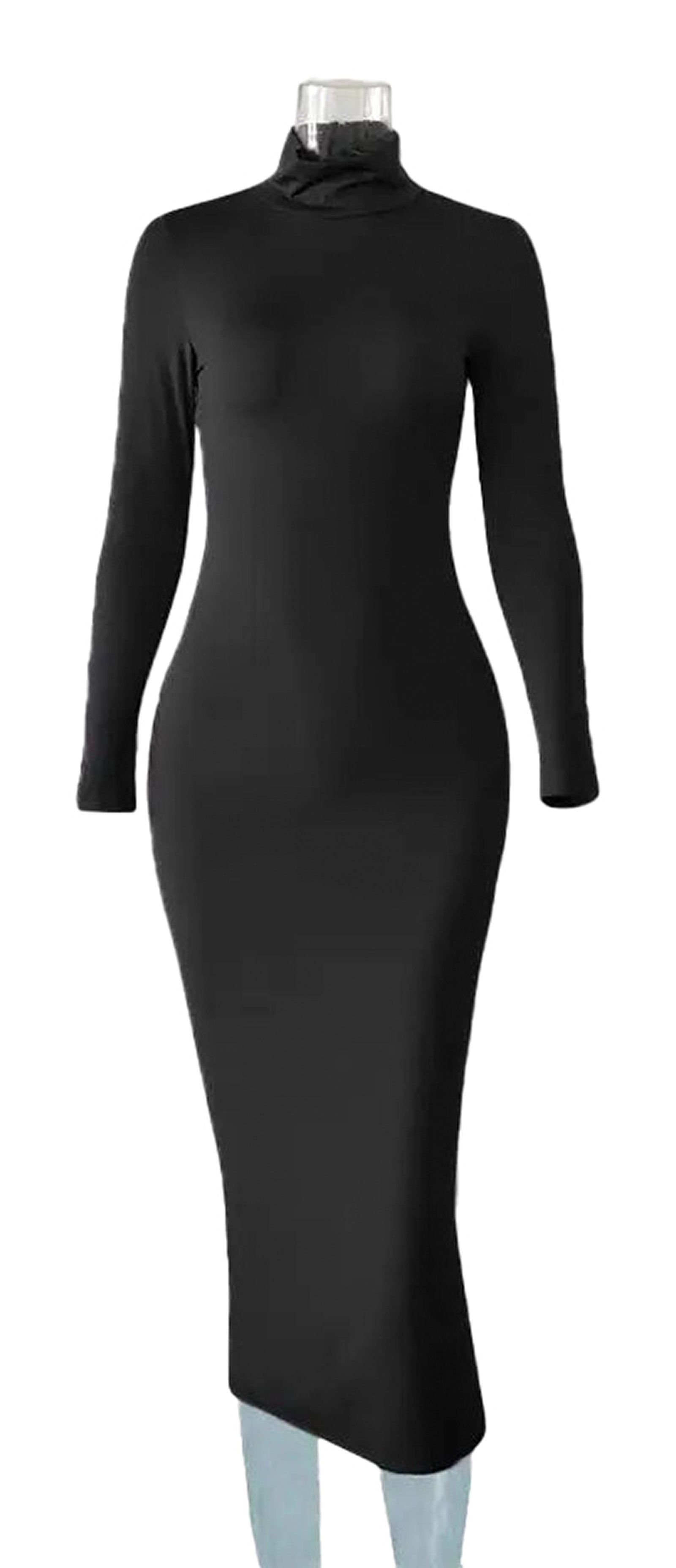 Black long-sleeve blouson dress, perfect as a maternity photo shoot dress