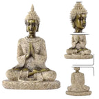 statue