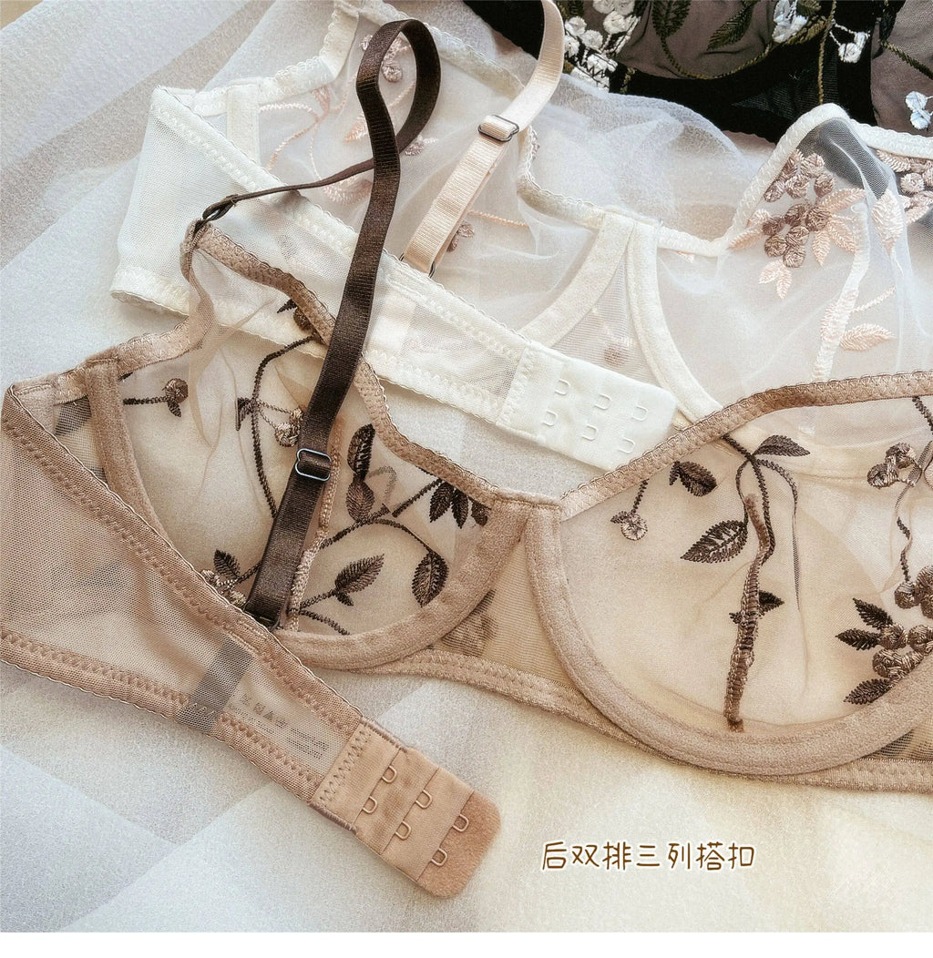 Underwire Bra with Lace - Elegant Style