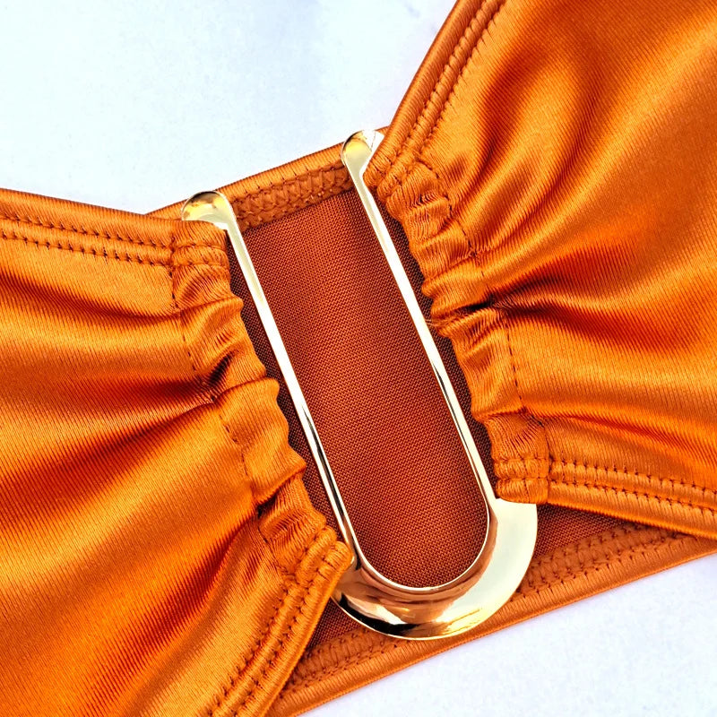 Bikini: Trendy High-Waisted Two-Piece
