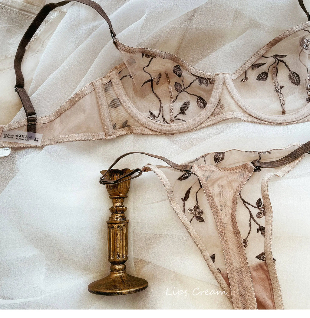 Underwire Bra with Lace - Elegant Style