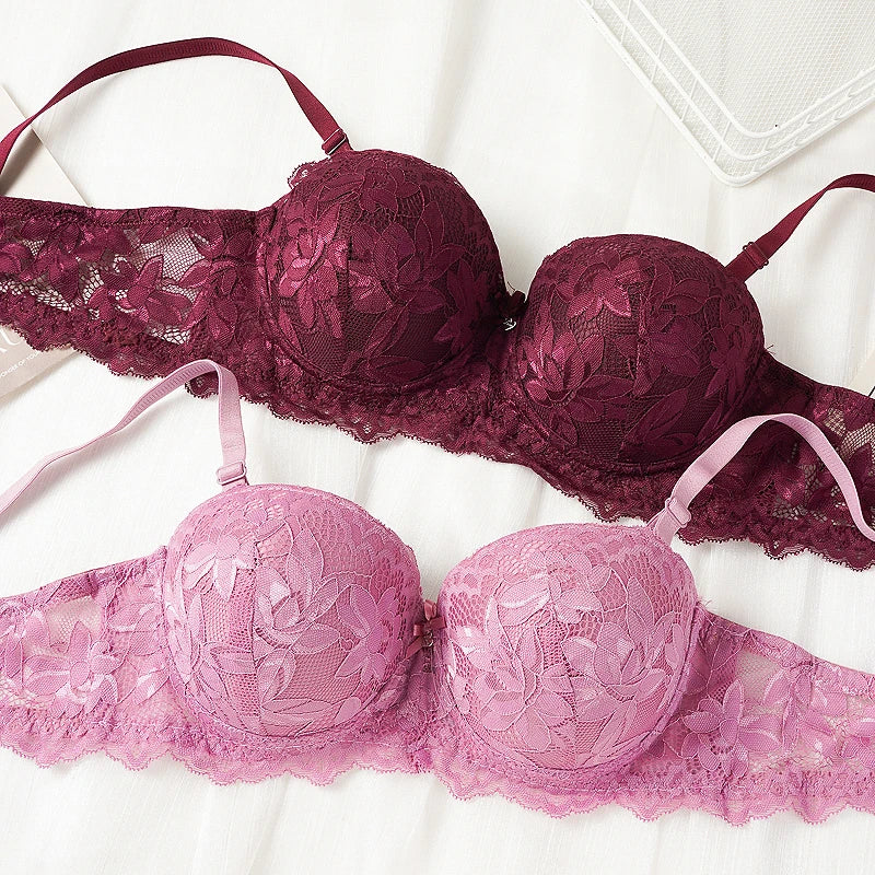 Push Up Bra with Elegant Lace Design