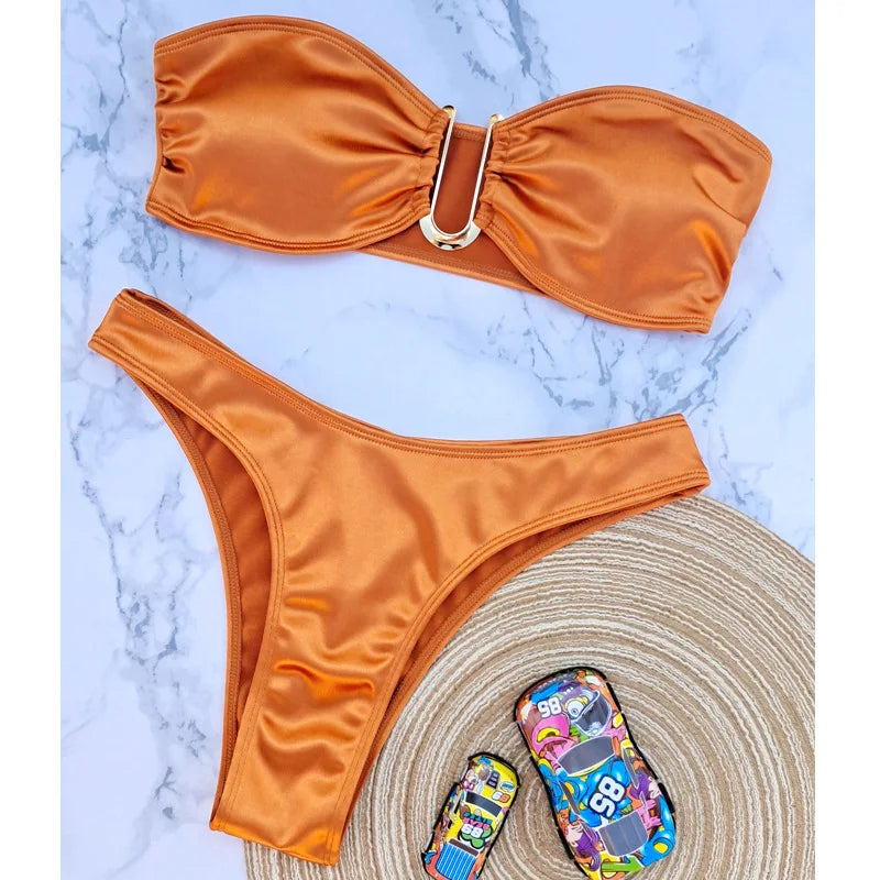 Bikini: Trendy High-Waisted Two-Piece