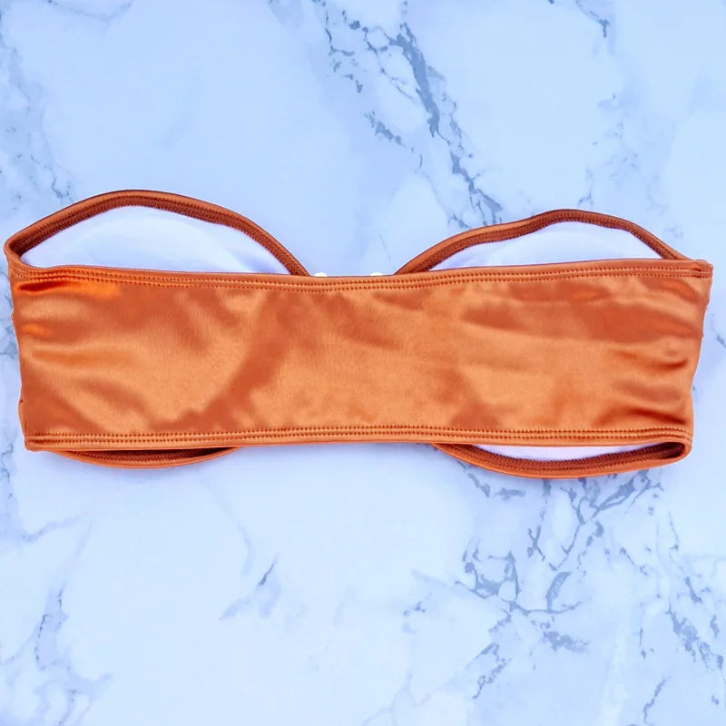 Bikini: Trendy High-Waisted Two-Piece