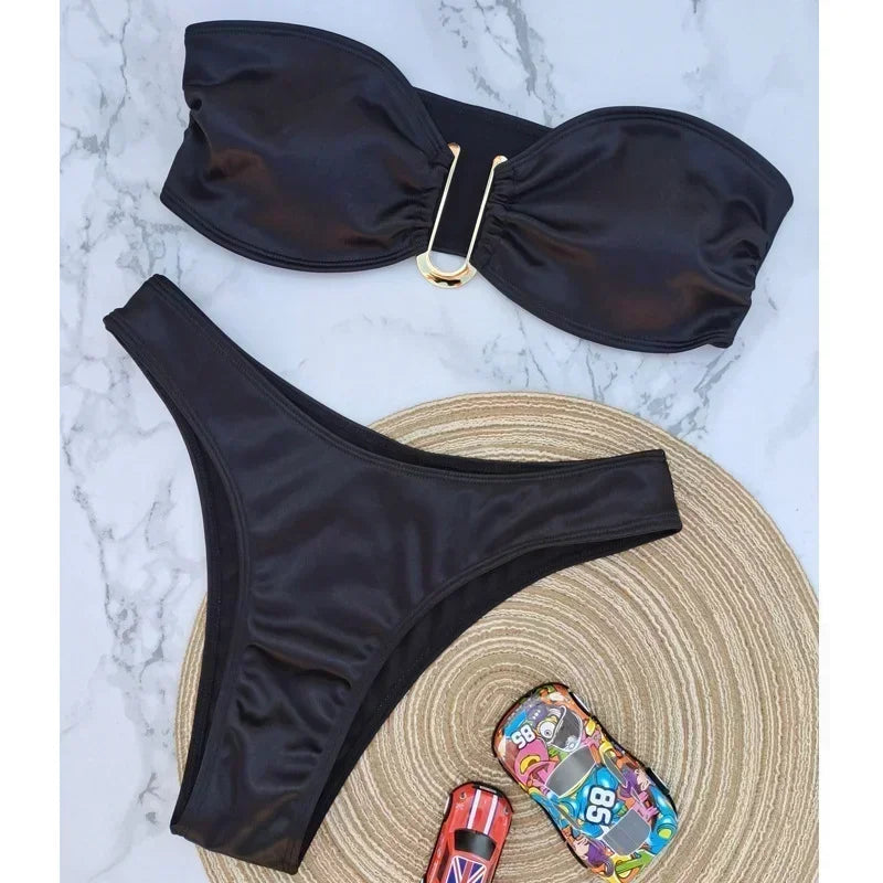 Bikini: Trendy High-Waisted Two-Piece