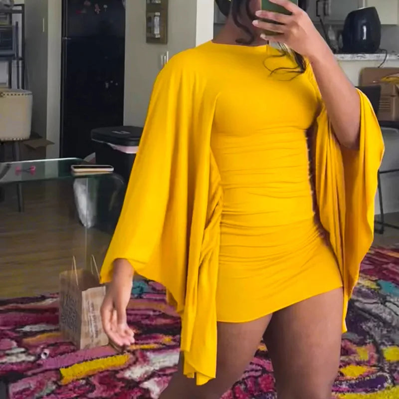 Mini Dress: Trendy & Chic Fashion Staple