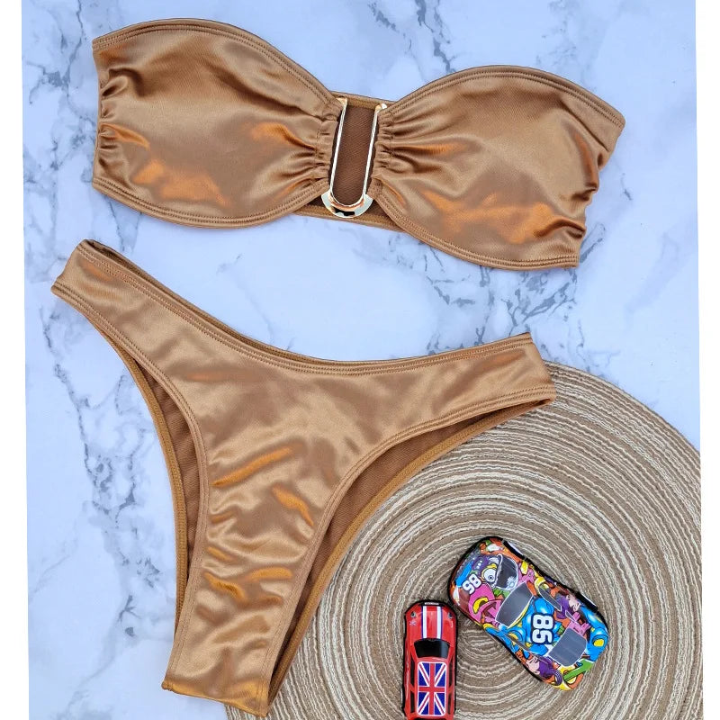 Bikini: Trendy High-Waisted Two-Piece