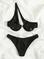 Two-Tone Bikini for Stylish Summer Looks