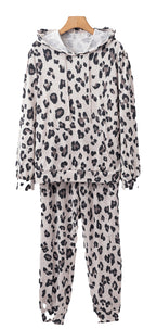 Leopard Print Lounge Set For Cozy Comfort