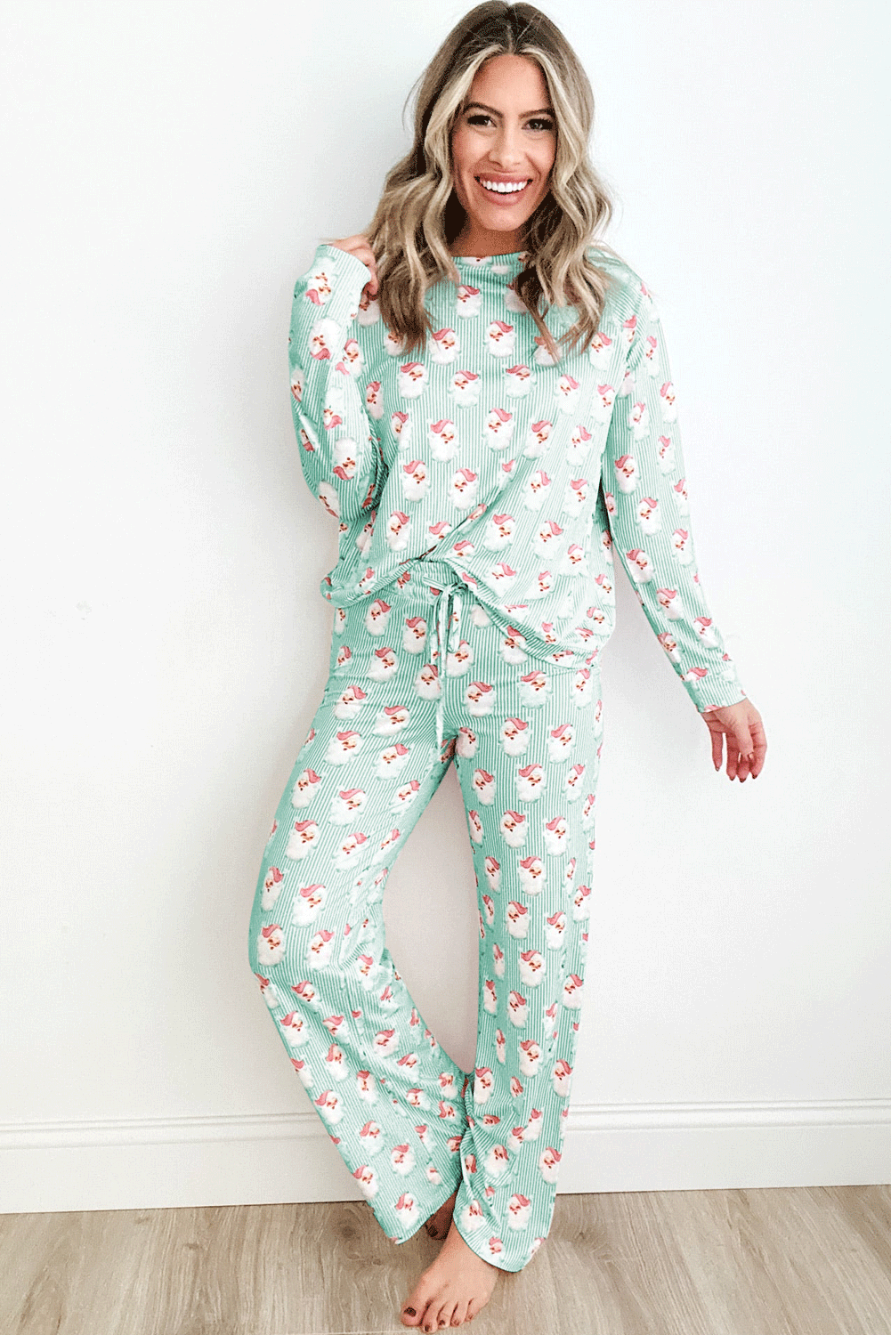 Pink Santa Lounge Set For Cozy Comfort