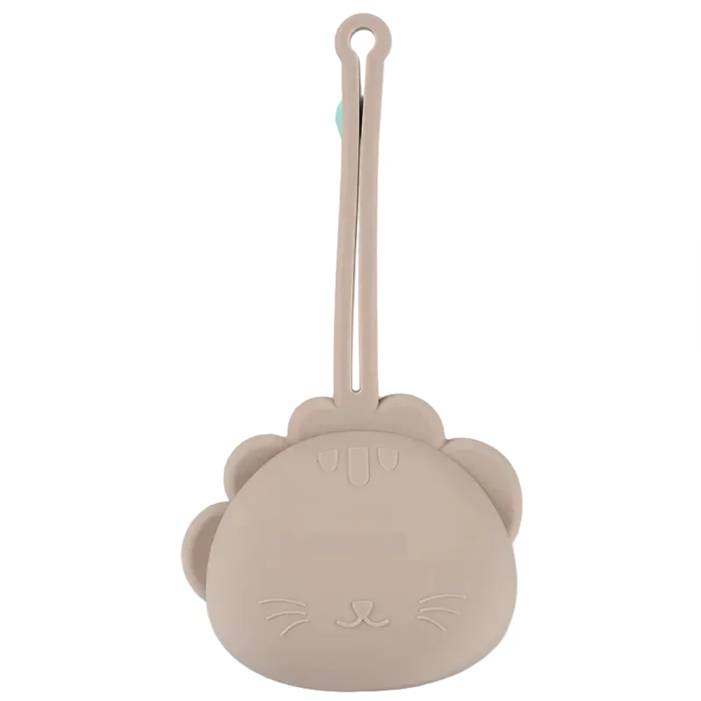 LuckeLadybug Changing Kit in a cute lion design for organizing baby diaper sizes