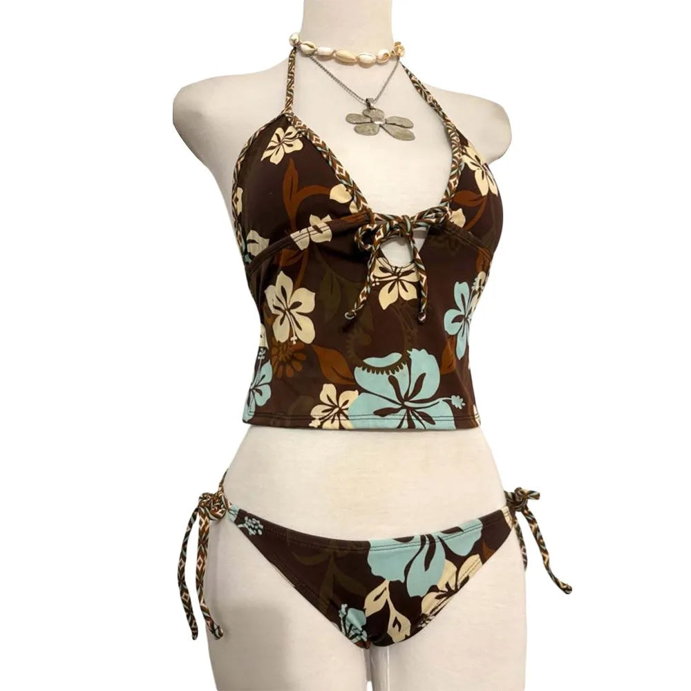 Floral Bikini for the Beach - Trendy Swimwear