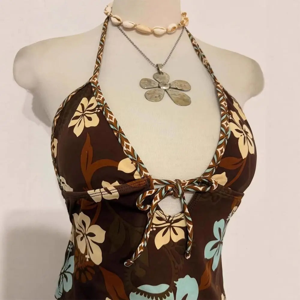 Floral Bikini for the Beach - Trendy Swimwear