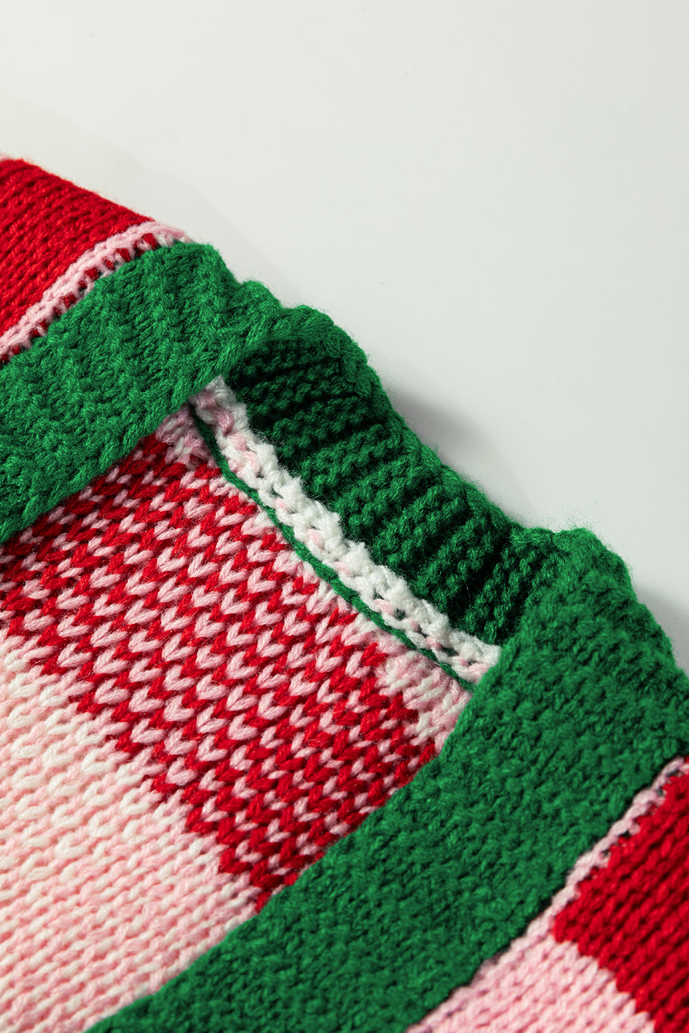 Cable Knit Sweater with Checker Print