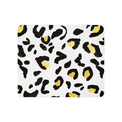 sherpa blanket with black and yellow leopard pattern cozy animal print bedding