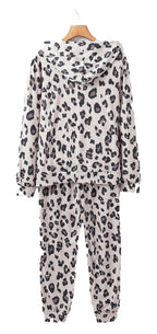 Leopard Print Lounge Set For Cozy Comfort