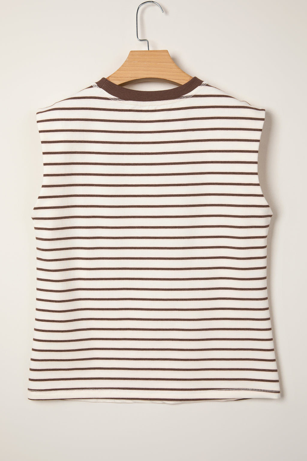 Camiseta sin mangas holgada con cuello redondo y ribete de canalé a rayas rojas