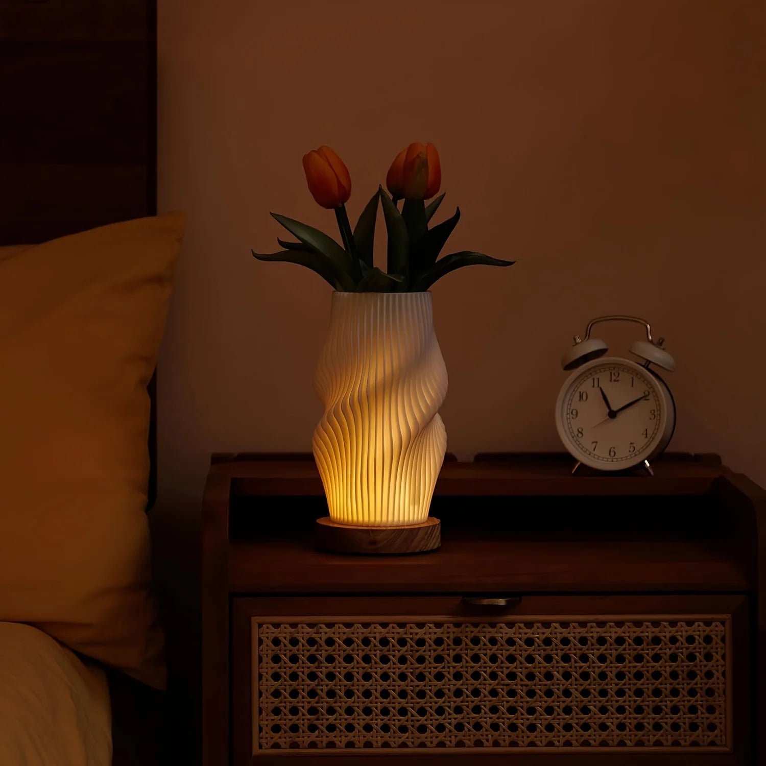 Desk and Lamp with Memory Function