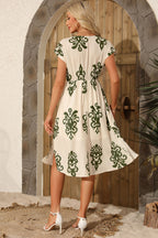 LuckeLadybug LLC Fit & Flare Dress for Vacation with Green Floral Print and Short Sleeves