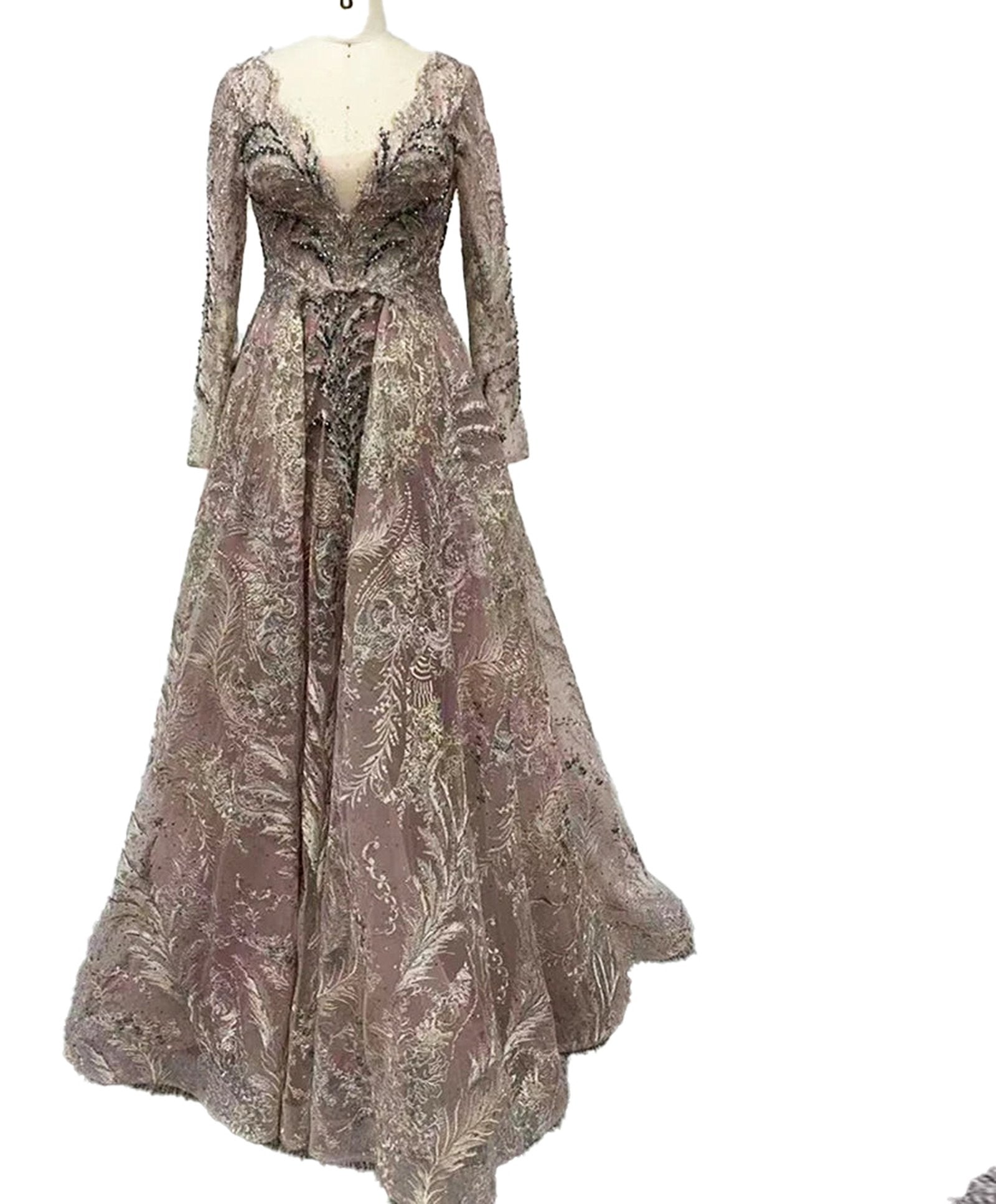 Stunning Dubai mermaid evening gown featuring intricate embroidery and a flowing skirt for elegant occasions