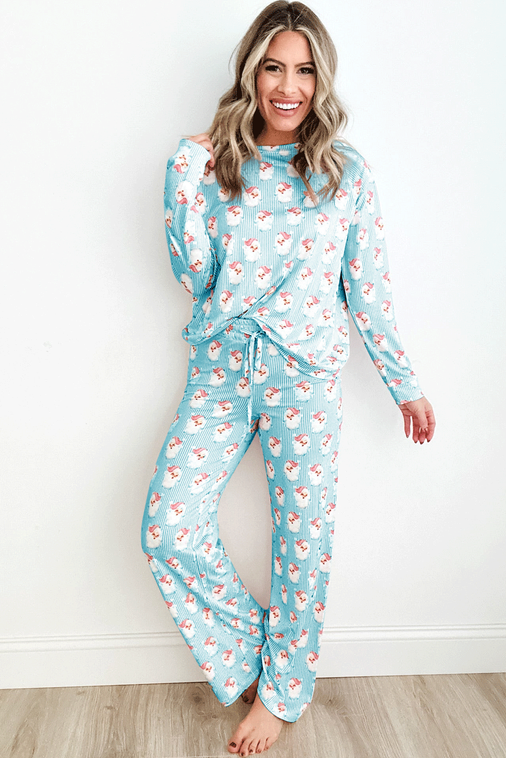 Pink Santa Lounge Set For Cozy Comfort