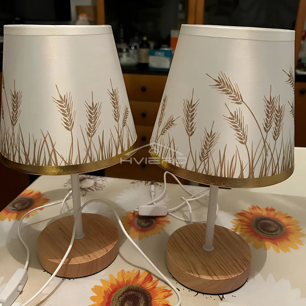 Modern Desk and Lamp for Stylish Lighting
