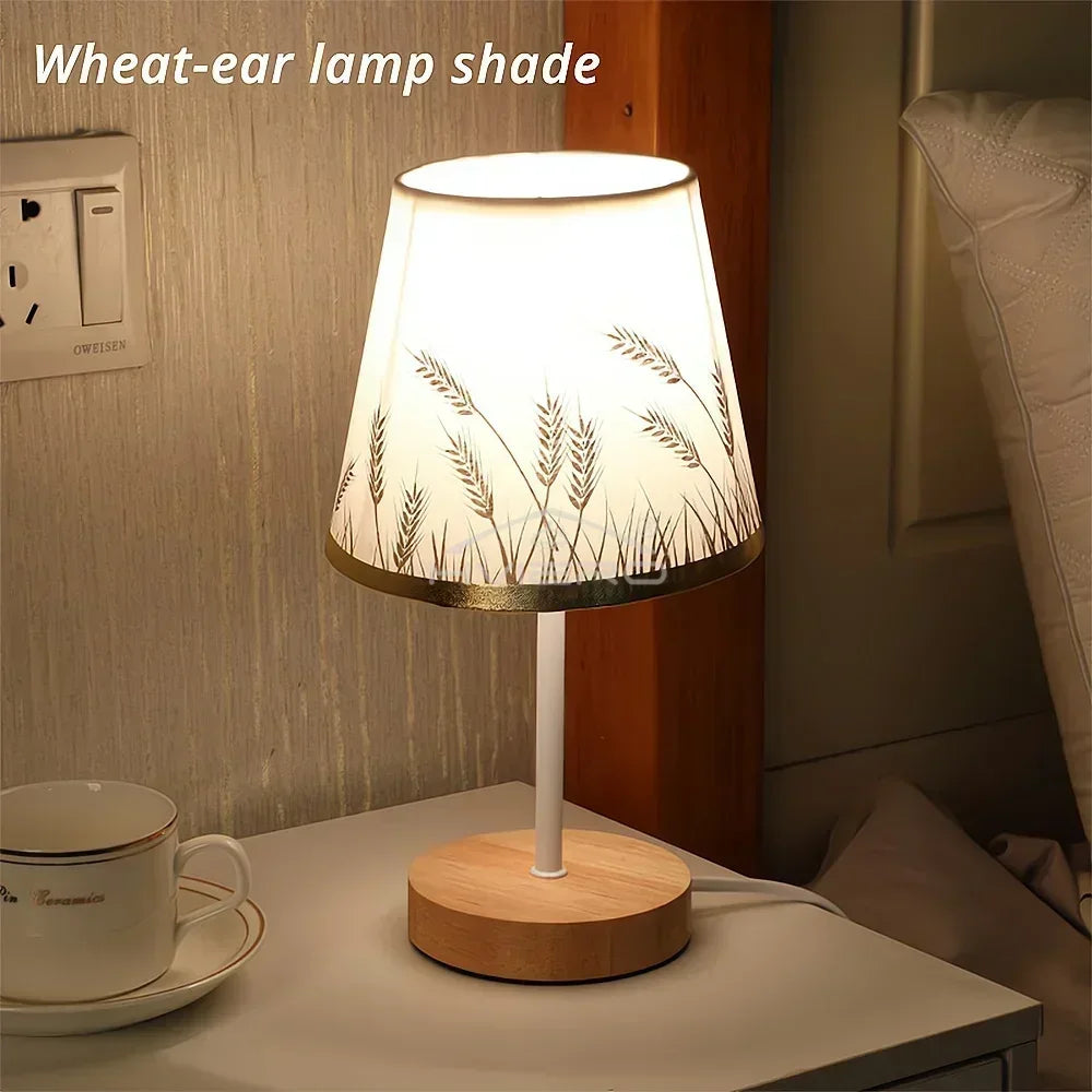 Modern Desk and Lamp for Stylish Lighting