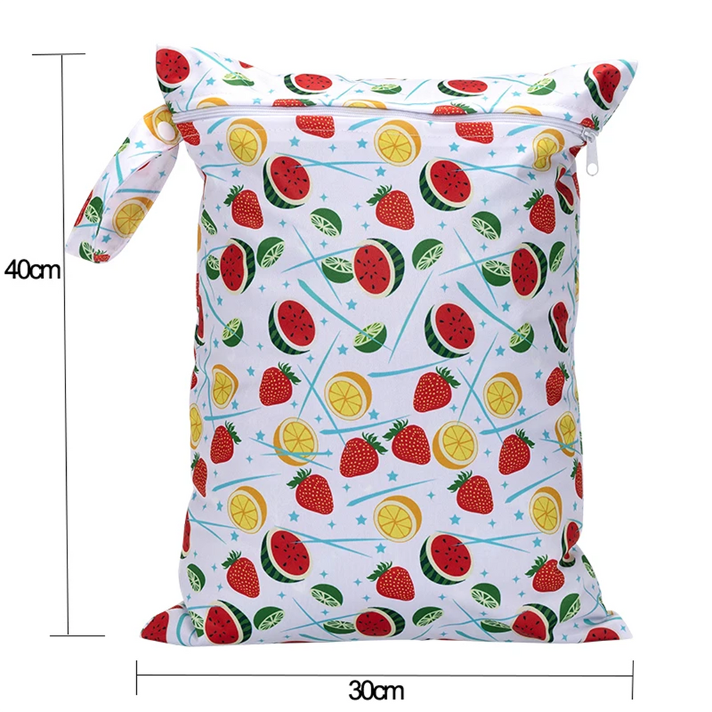 LuckeLadybug Baby Bath Kit including laundry care symbols print bag for easy organization
