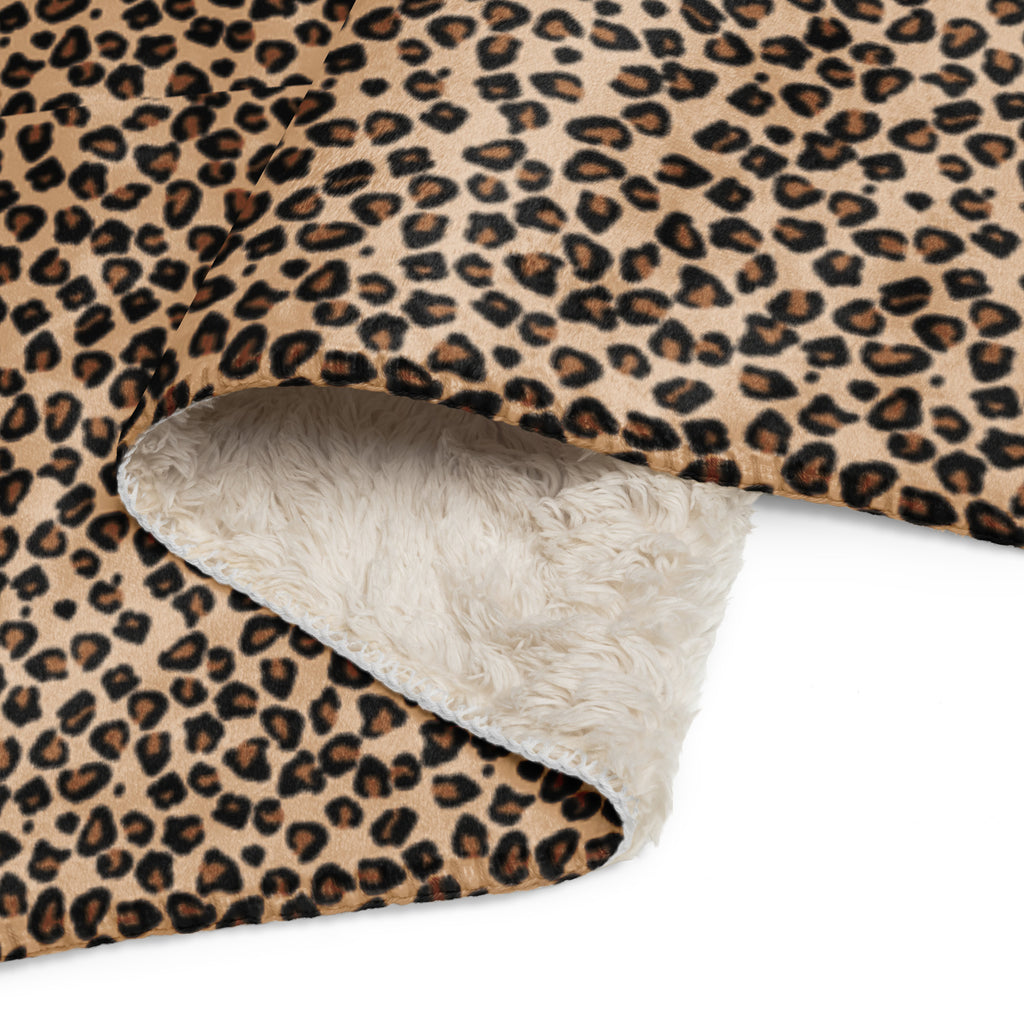 LuckeLadybug leopard print sherpa blanket with soft cream fleece lining for cozy warmth