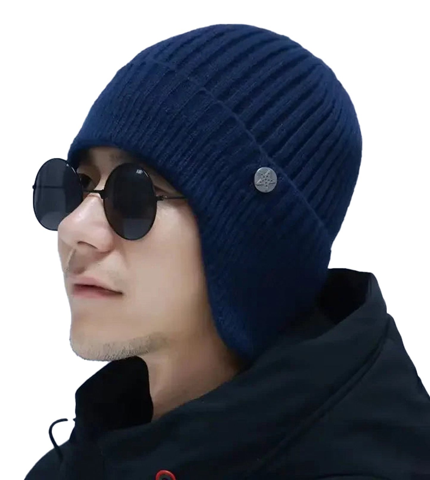 Men's winter wool beanie in navy blue, designed for warmth and style during cold weather