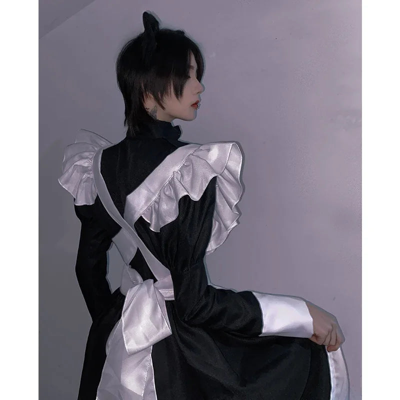 Outfit Maid with Stylish Ruffle Details