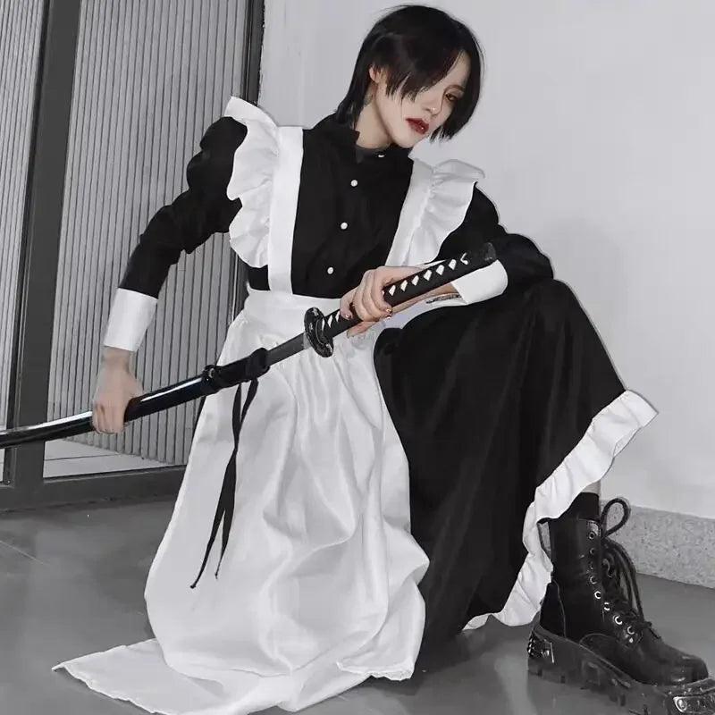 Outfit Maid with Stylish Ruffle Details