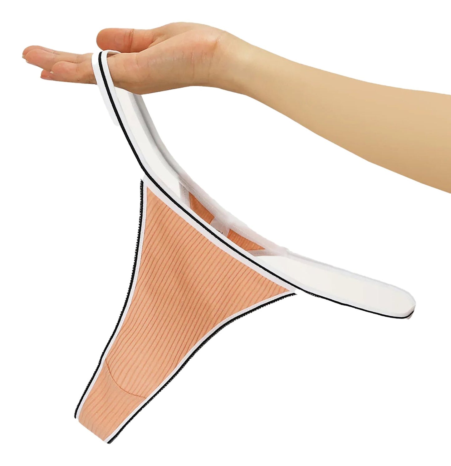 Seamless thong for women in peach with a comfortable fit and minimalistic design
