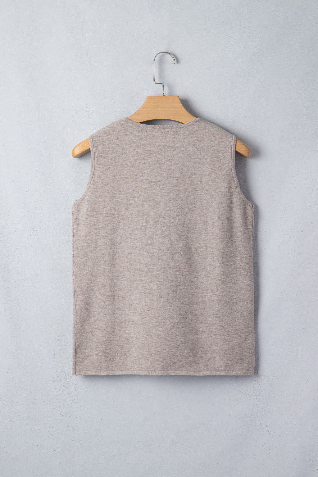 Gray Morn Metal Star Detail V Neck Sweater Knit Tank Top