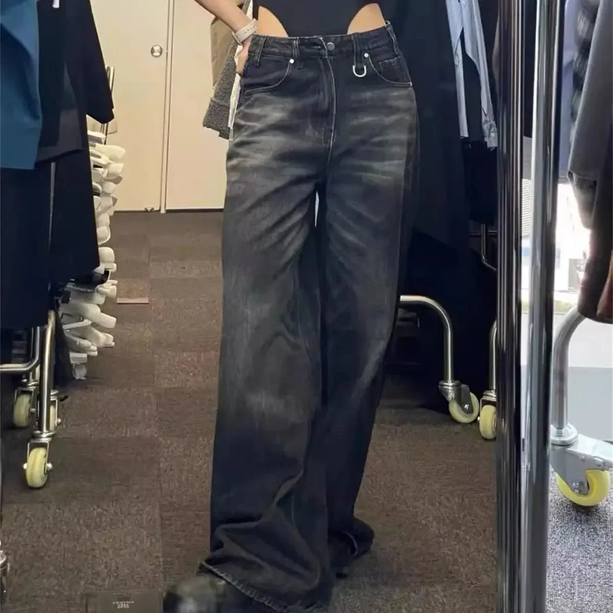 Stylish women's black wide leg jeans with a comfortable baggy fit for casual wear