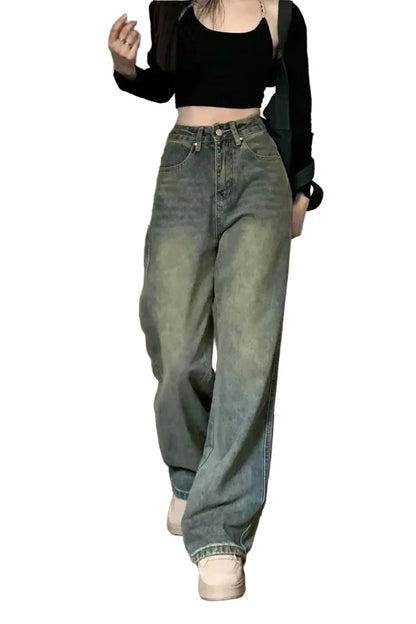 Trendy y2k baggy jeans women in faded blue with a relaxed fit and high waist